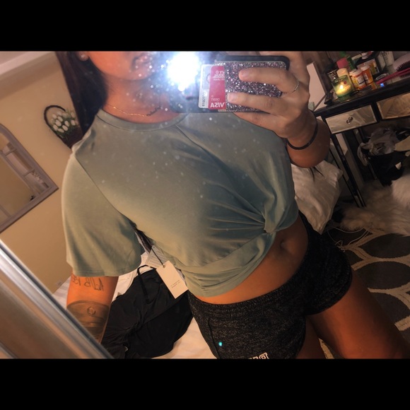 NWT CUTE CROP TIED BLOUSES SEE MODELED PICS!! - Picture 5 of 8